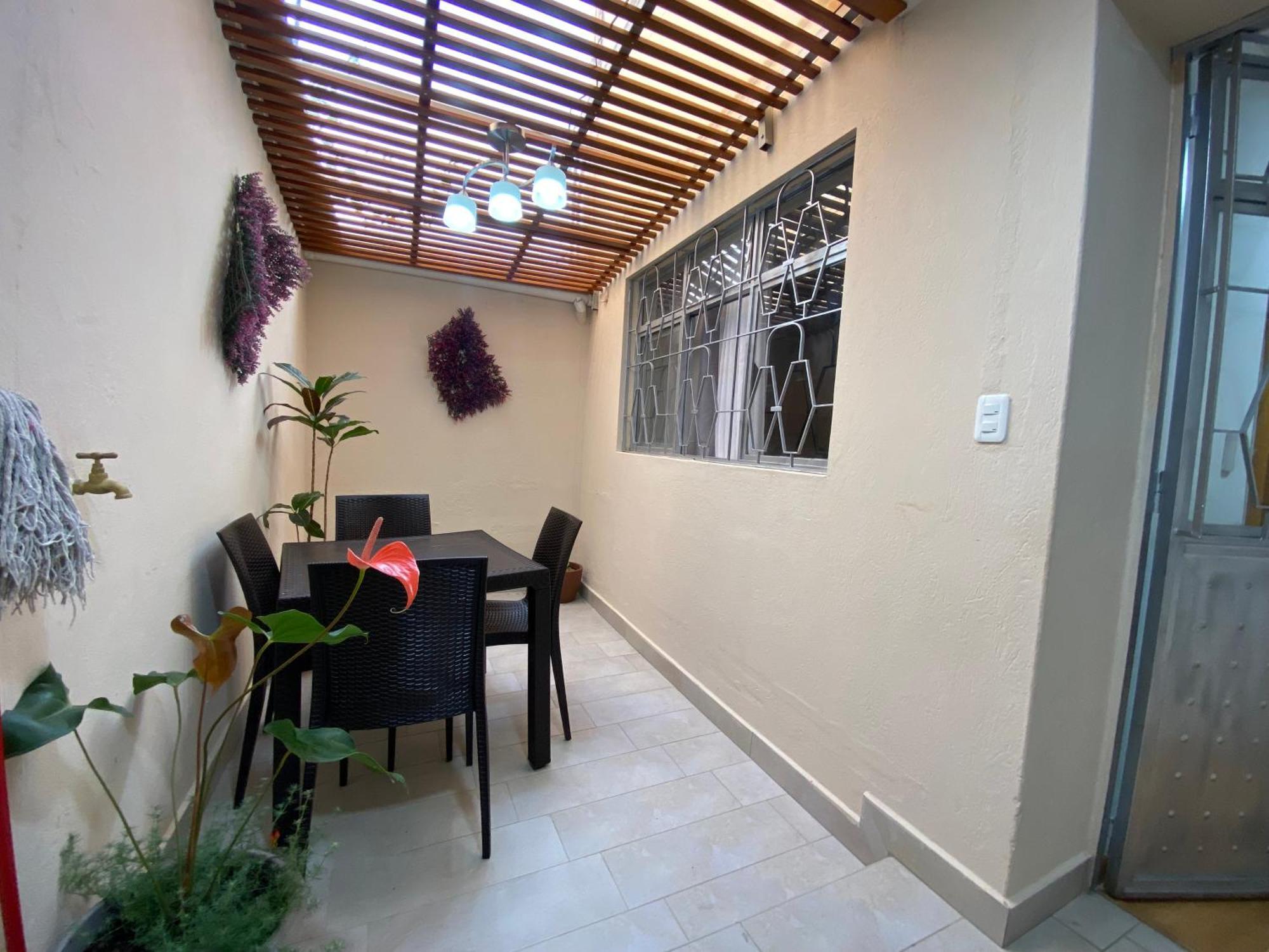 Bella Suite En Zona Exclusiva De Cuenca Para 6 Personas II Luaran gambar